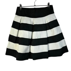 Xhilaration Black & White Textured Stripe A-Line Mini Skirt L